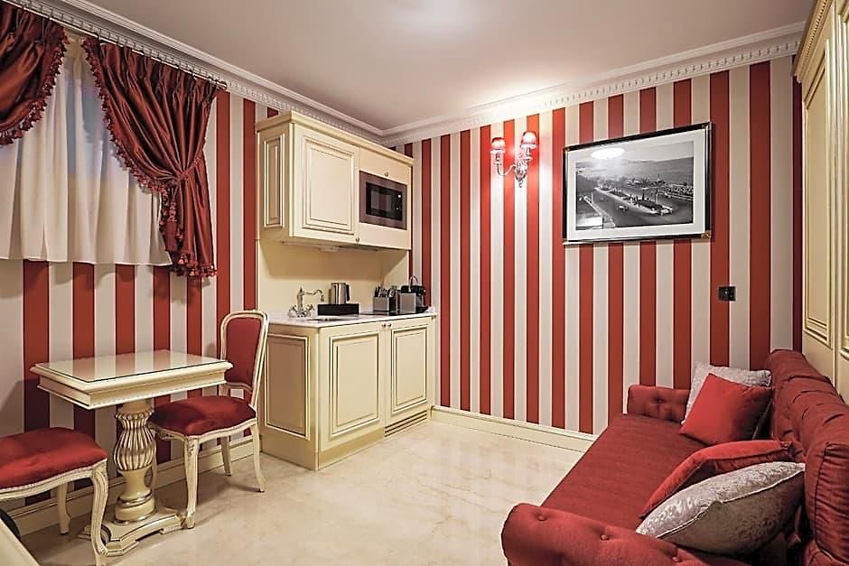 Maison Des Barons 4*