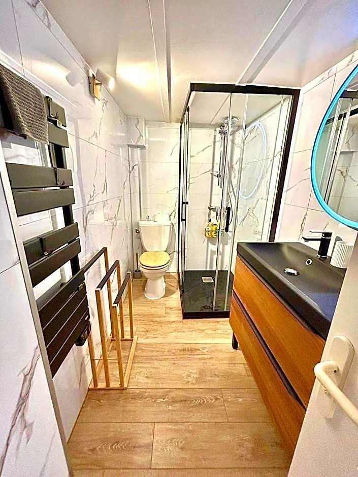 Petit Cocon En Duplex - Centre-ville & A 2 Minutes