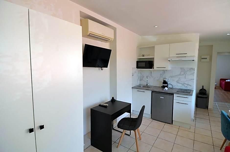 Appartement Cassin - Next To Tramway Line 2 Near Airport *