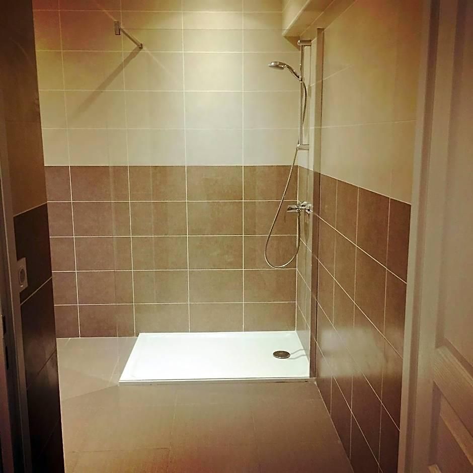 Serafina Apartements 2*