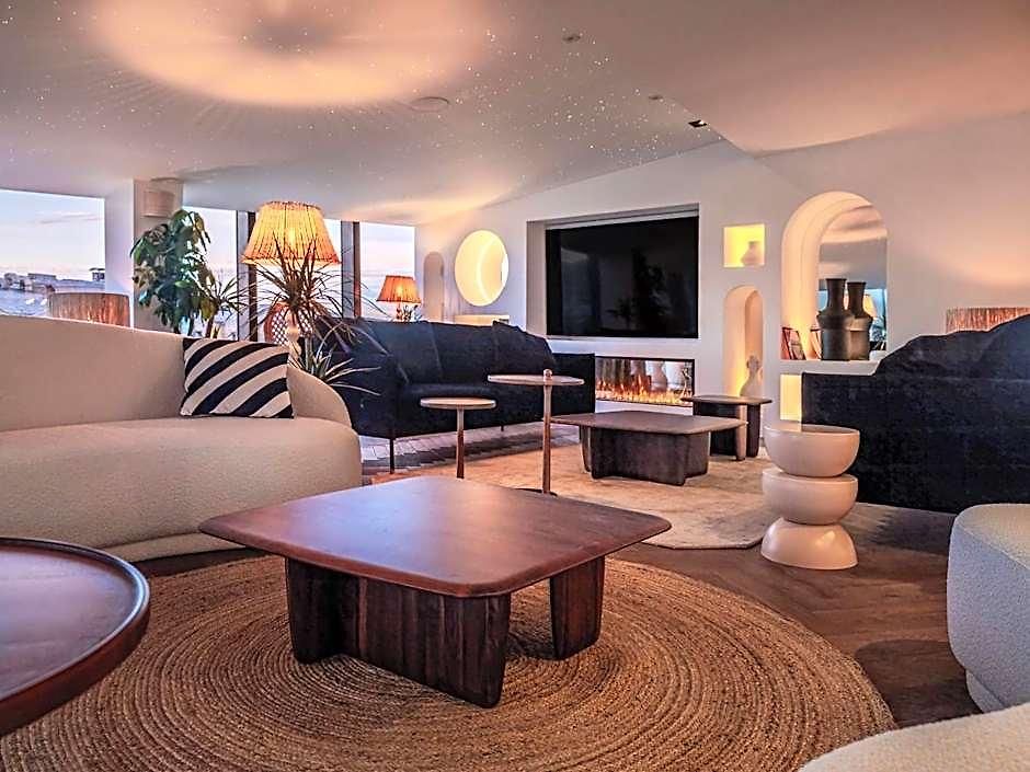 Doubletree By Hilton Centre Iconic 4*