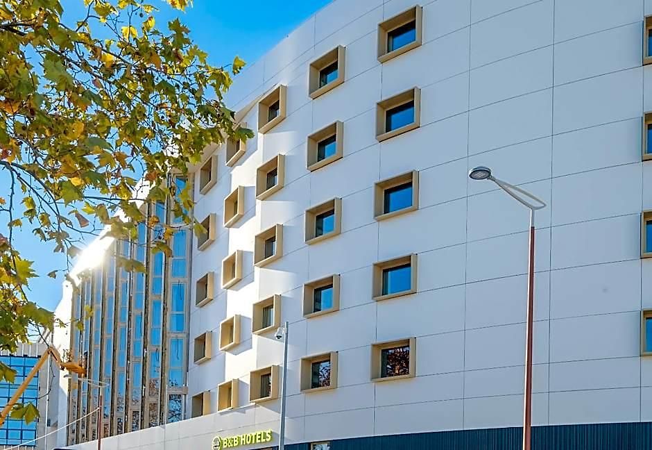 Stade Riviera Hotel