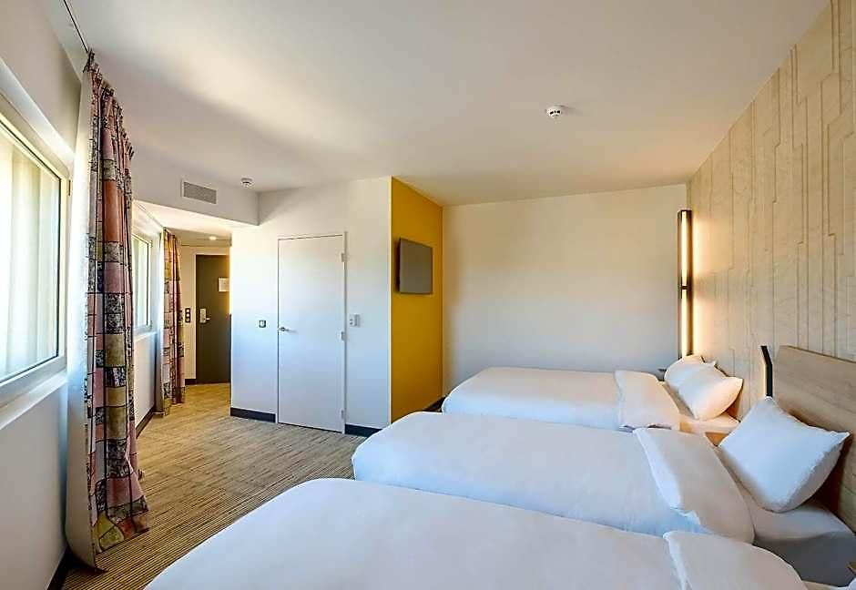 Stade Riviera Hotel