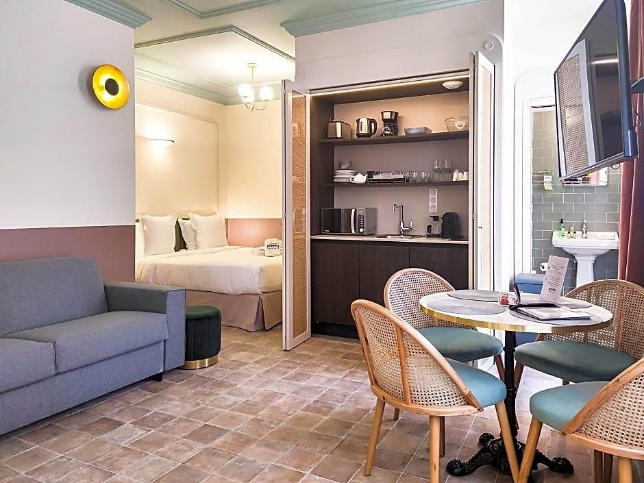 Au Picardy Hotel *