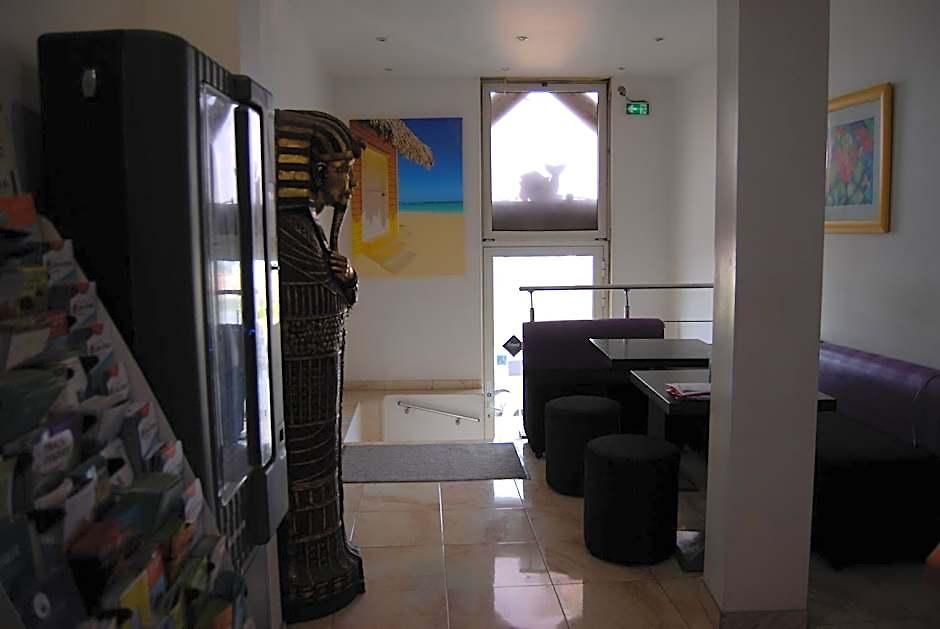 Hotel Azur