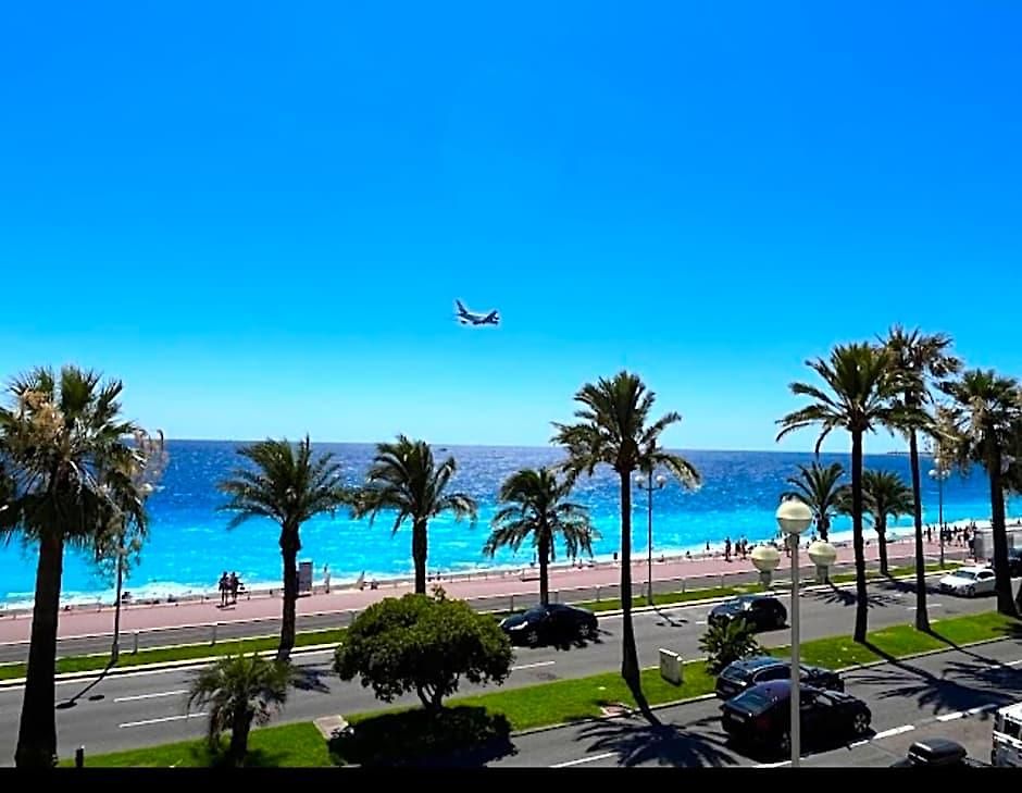 Flots D'azur Hotel 3*