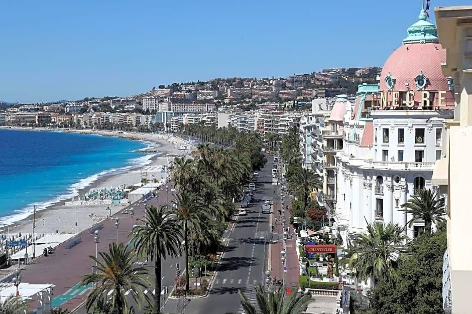 Homestay Les Pieds Dans L'eau Nice