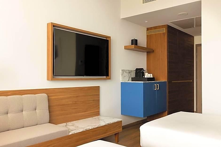 Sheraton Hotel 4*