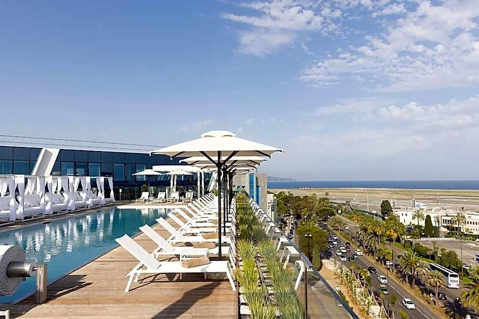 Sheraton 4*