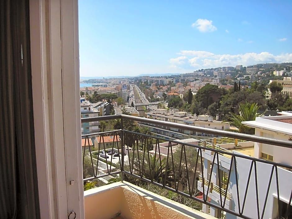 Hotel Alltitude 52 Nice