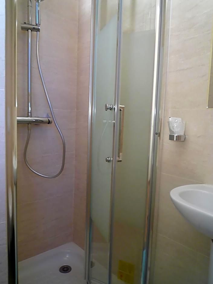 Hotel Lyonnais 3*