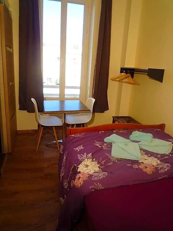 Lyonnais 3*