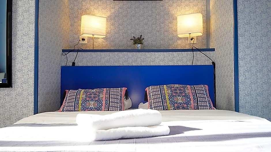 Des Dames Hotel *