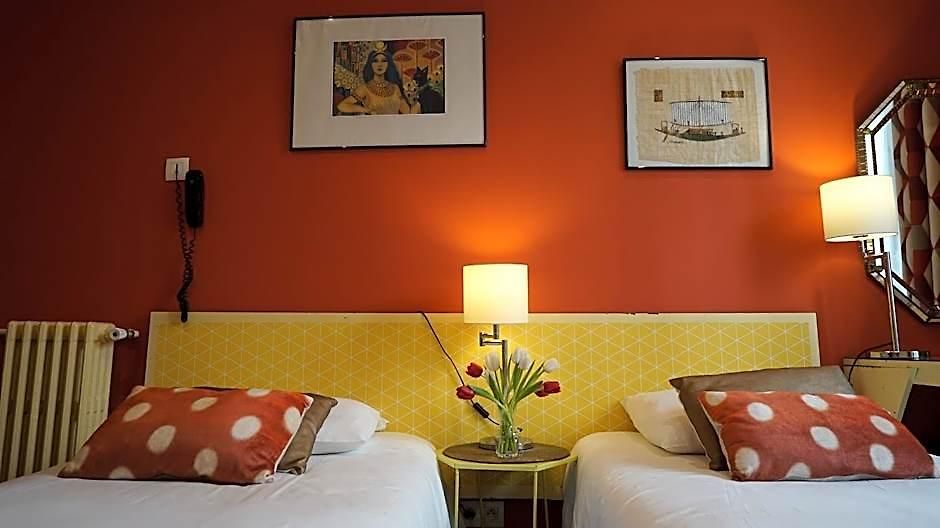 Des Dames Hotel *