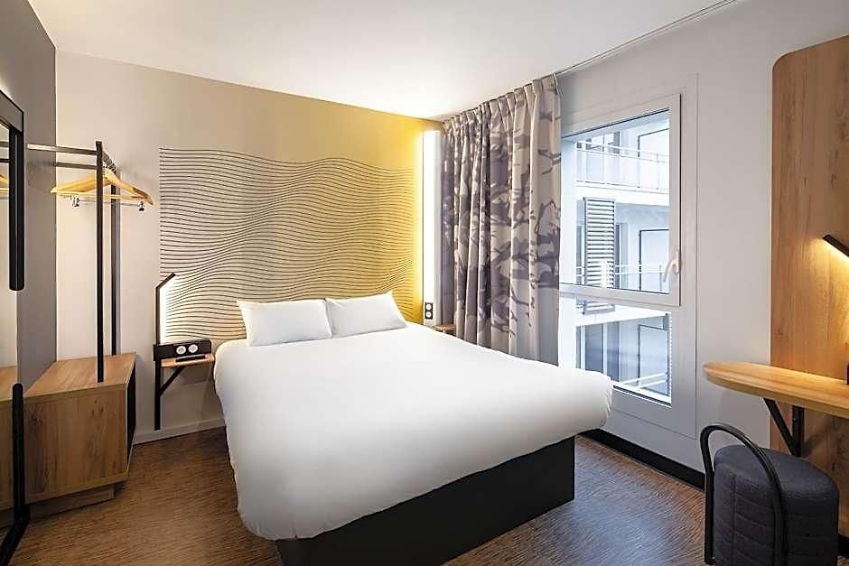 Hotel Aéroport Arenas 3*
