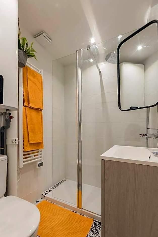 Hotel Nicelidays - Le Berlioz - - 7min From Beaches
