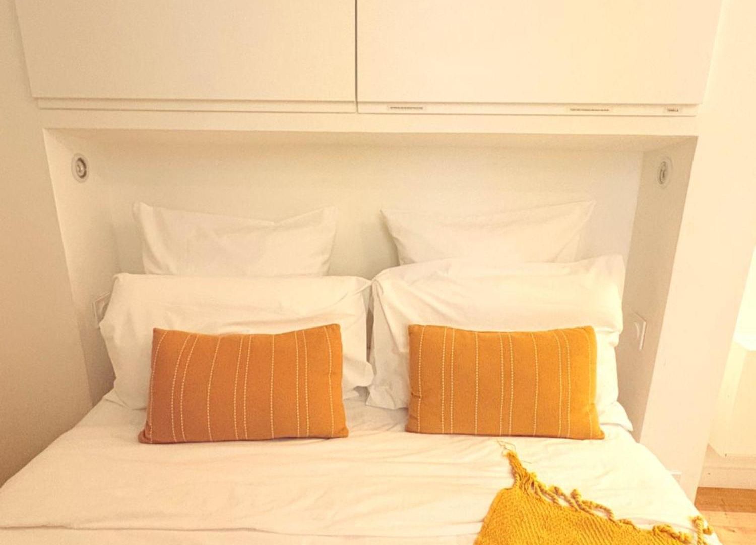 Old Town Renovated 2br Near Beaches & Cours Saleya *