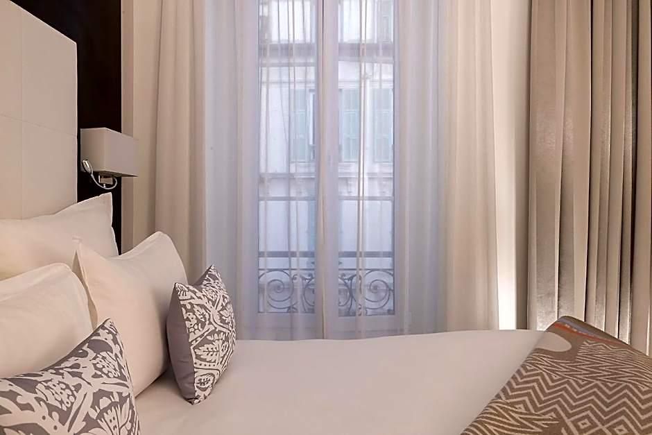 Hotel 66 4*