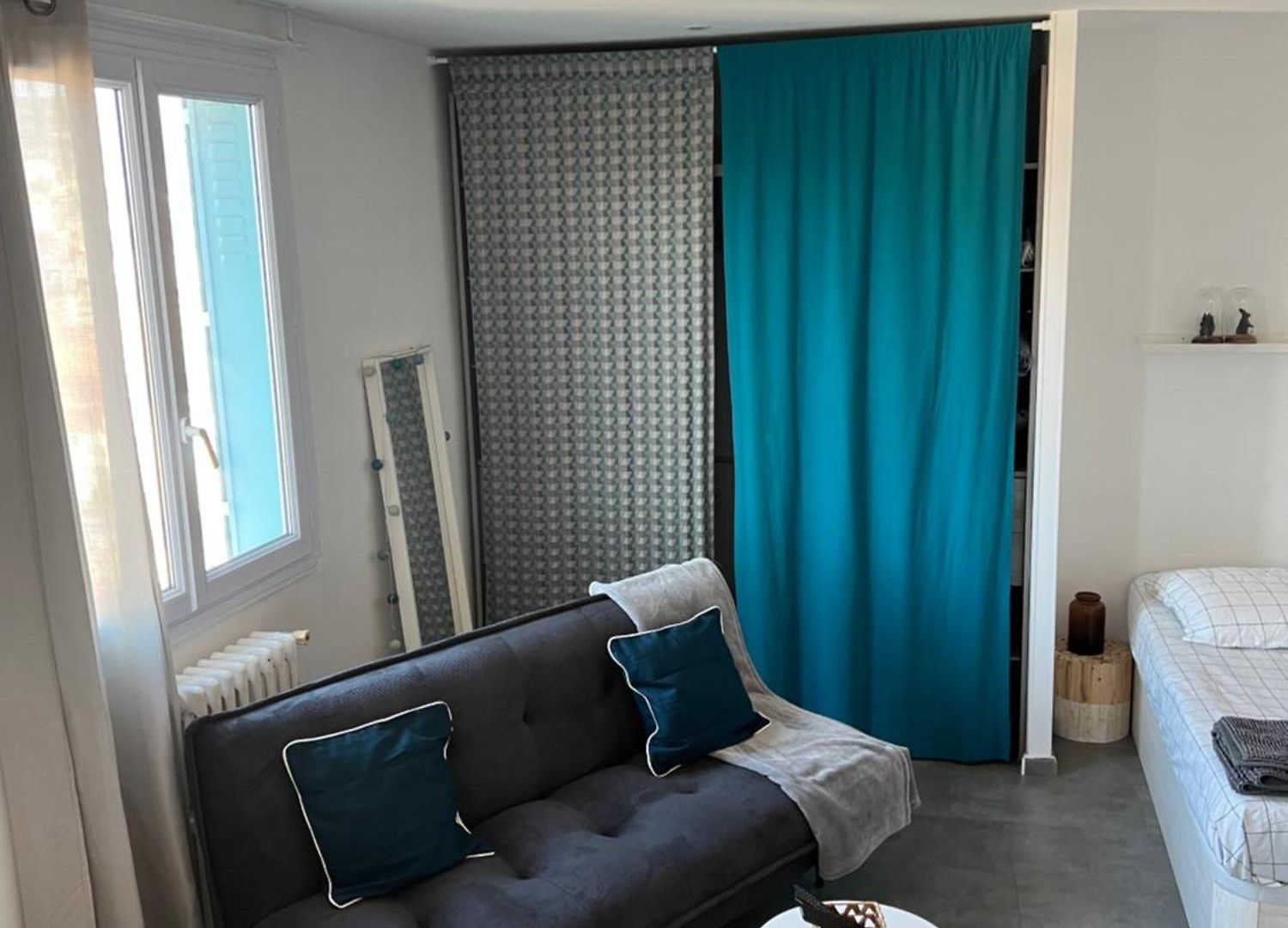 Appartement Grand Avec Vue, Ac, Calme Proche Nice