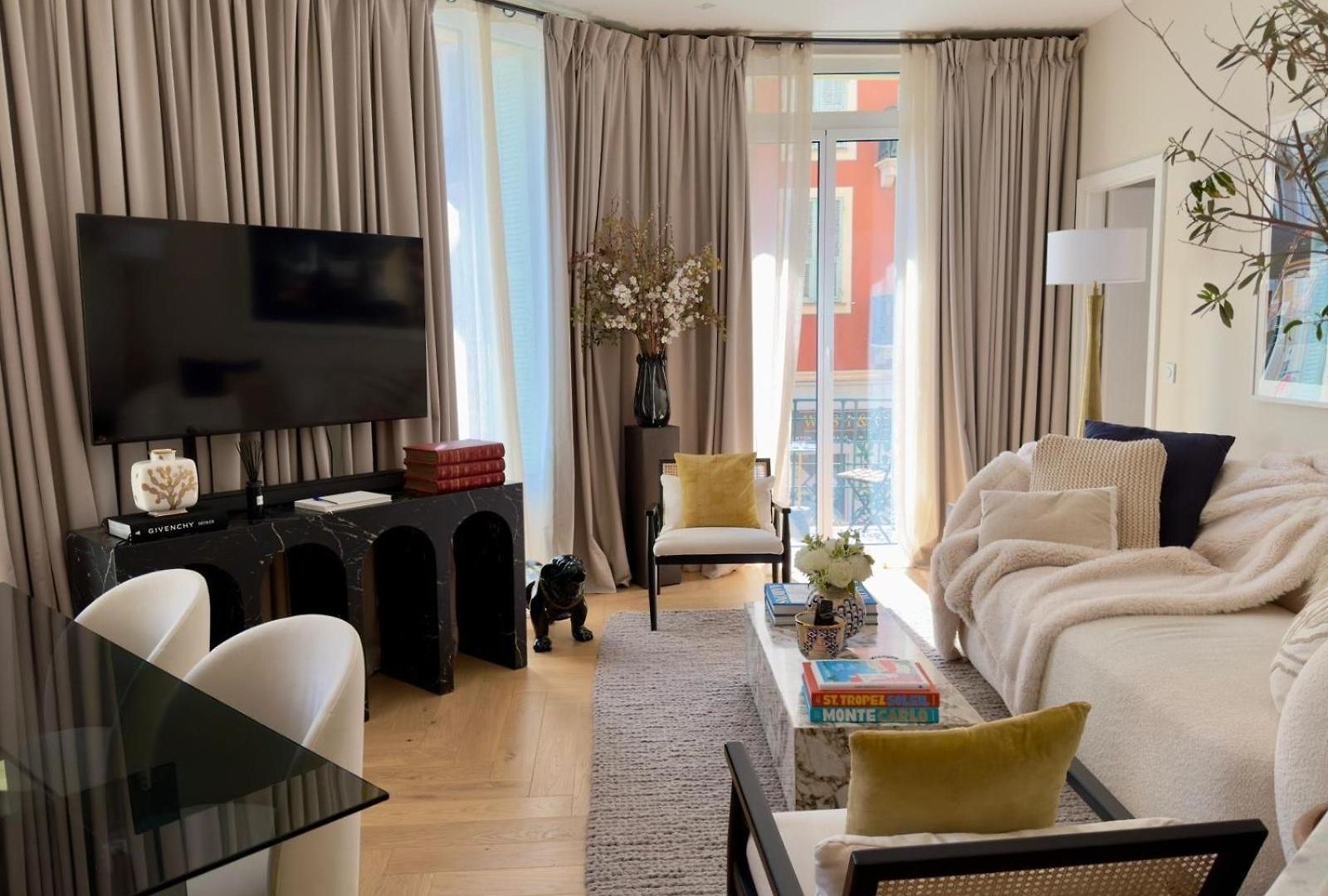 Appartement Port Of - Scooters Included Nice