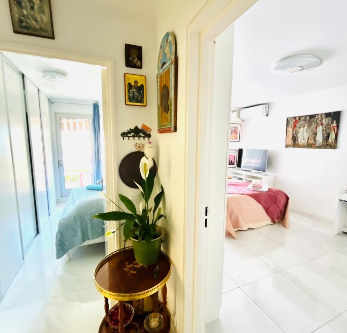 Apartment Sweet *