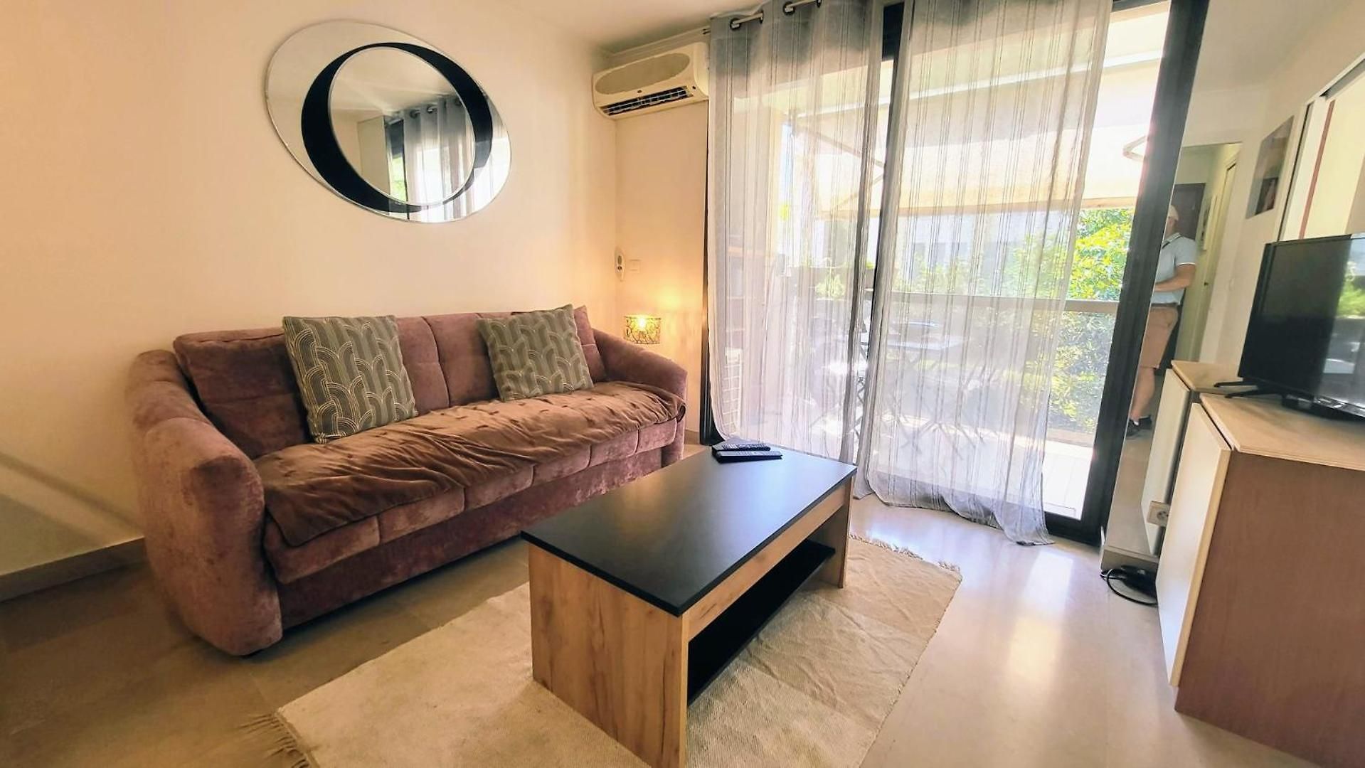 Apartment Wehost Barety - Blooming Balcony Retreat - 3-4prs *