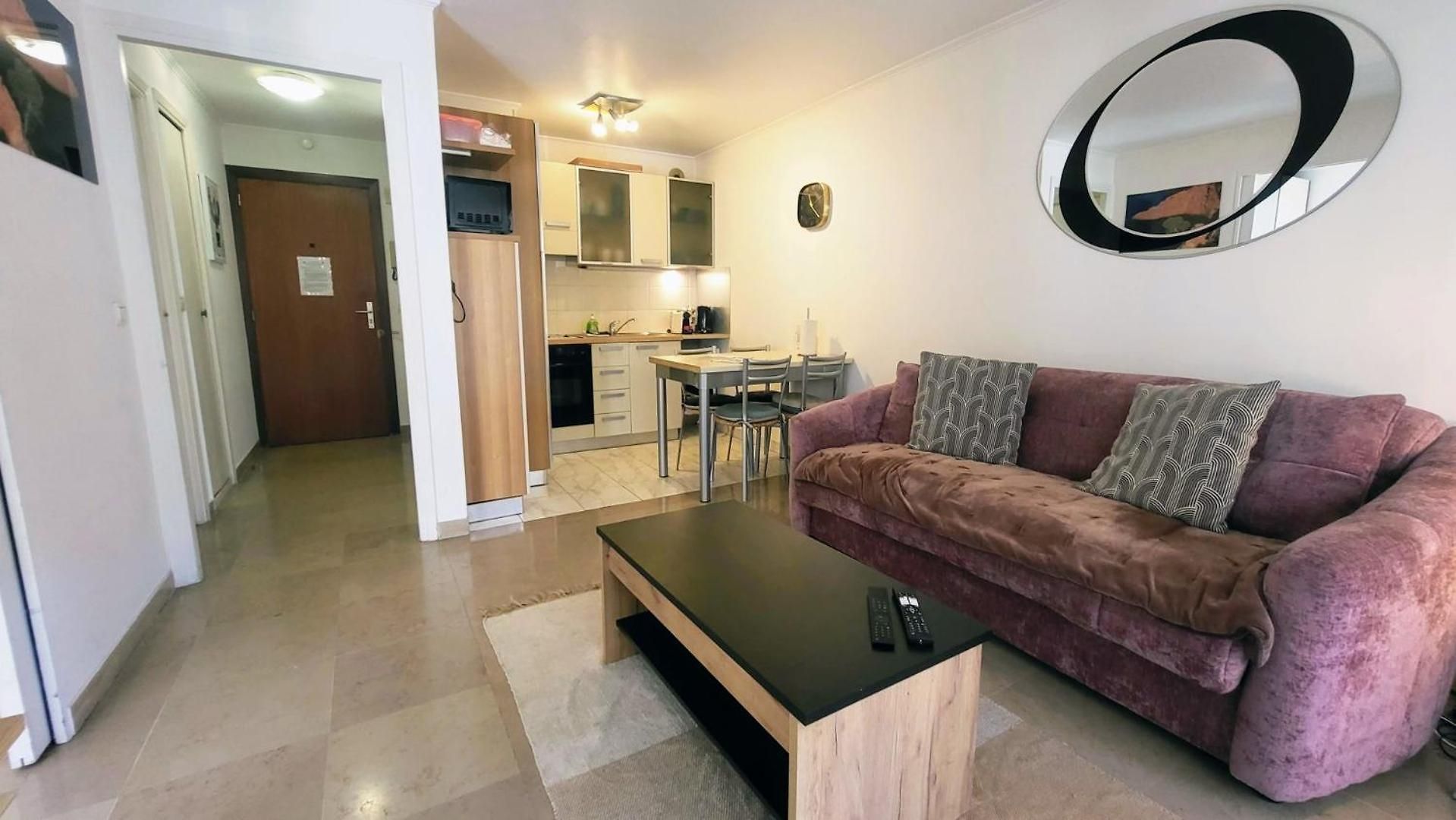 Apartment Wehost Barety - Blooming Balcony Retreat - 3-4prs Nice