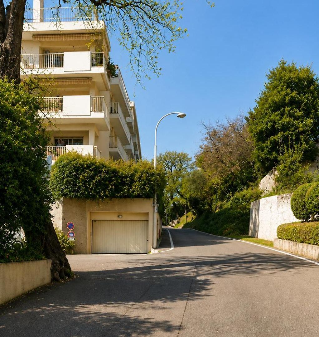 Havre De Paix A Cimiez -t4 En Rez-de-jardin Apartment Nice