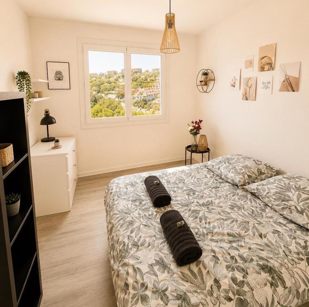 Charming, Quiet Two-bedroom Apartment, Parking, And Beautiful View