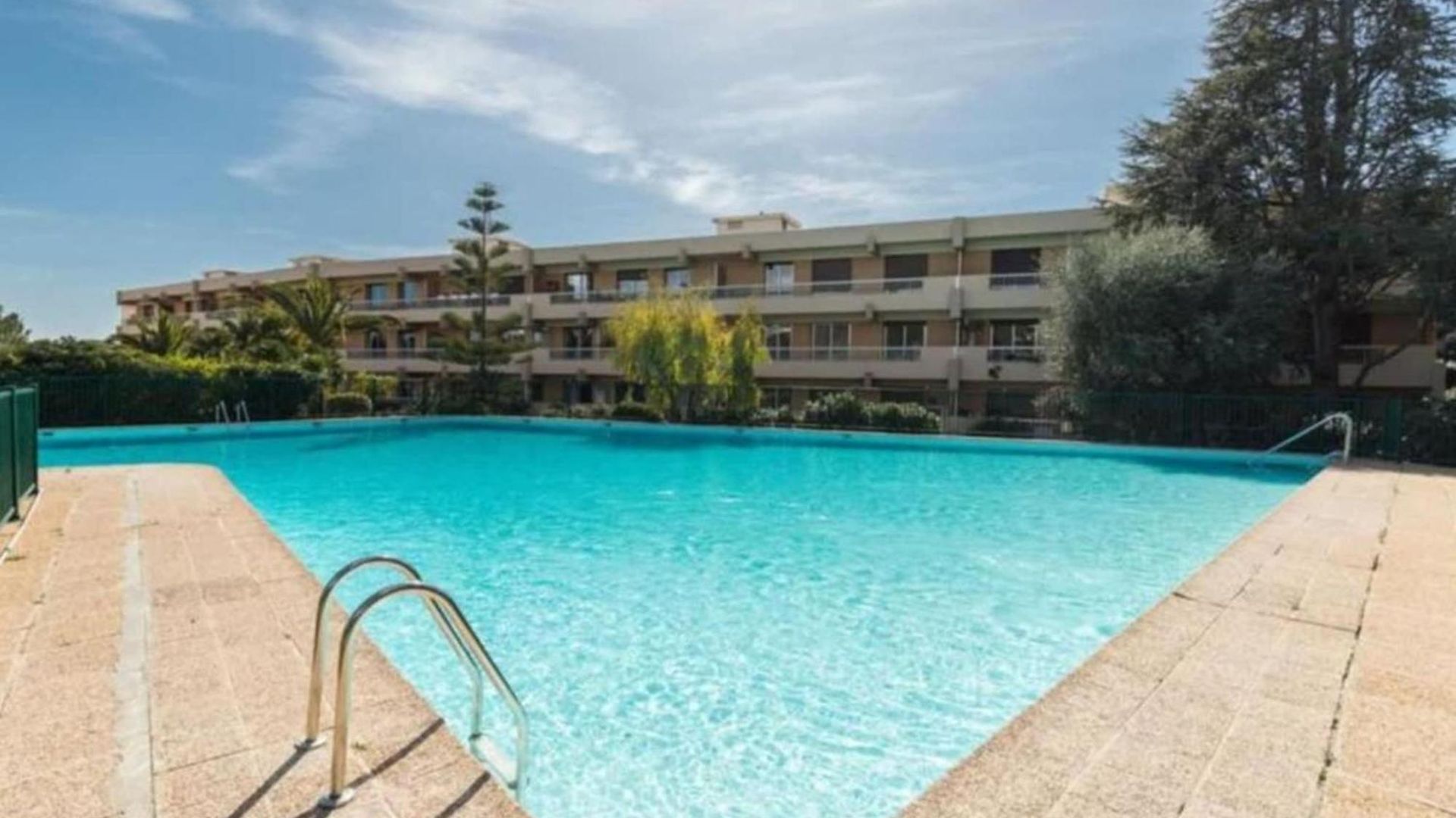 In Complex With Pool And Tennis Court Apartment Nice