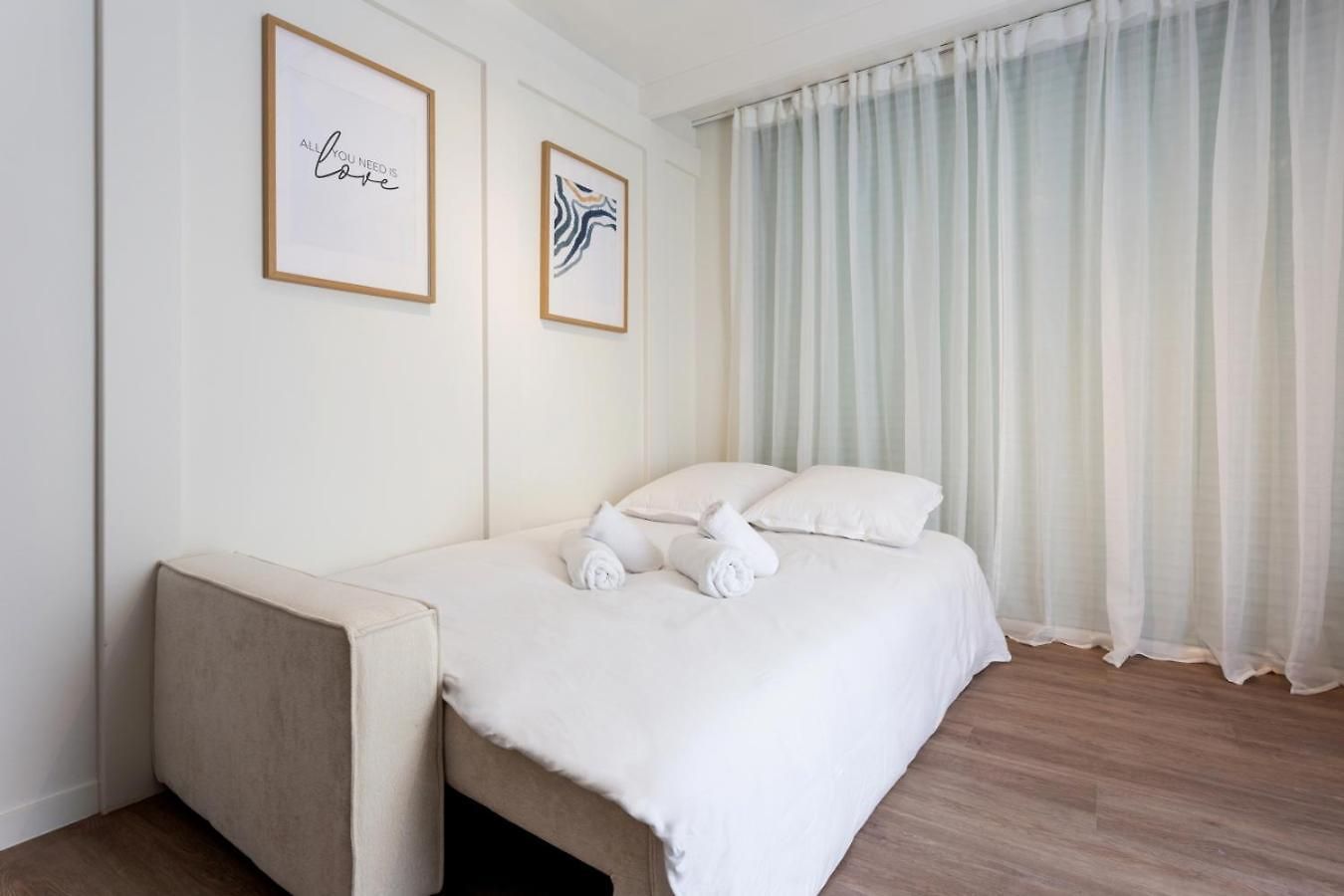 Charles Peguy - & - Jardin - Climatision Apartment
