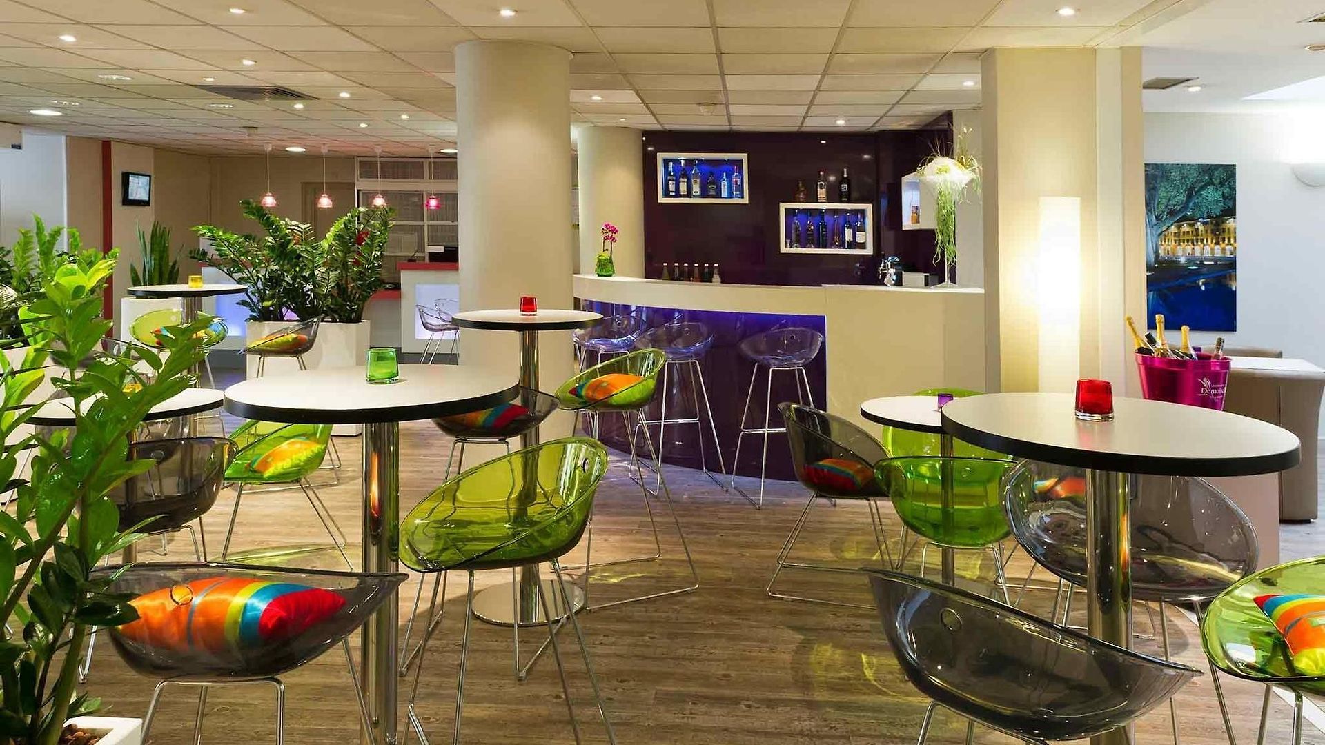 Hotel Ibis Styles Centre Port Nice