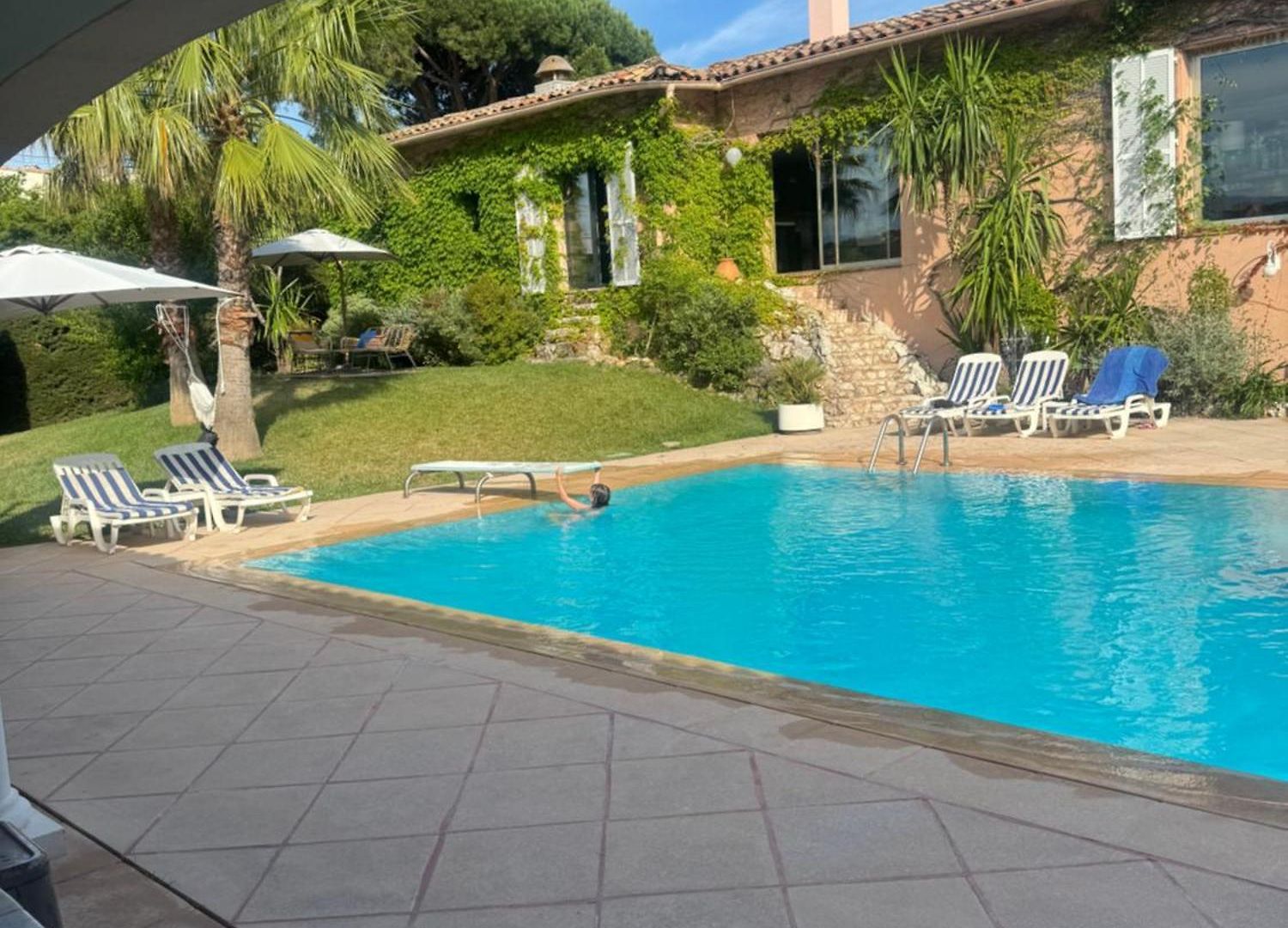 Exceptionnelle Propriete Luxe, Elegante Et Chaleureuse *