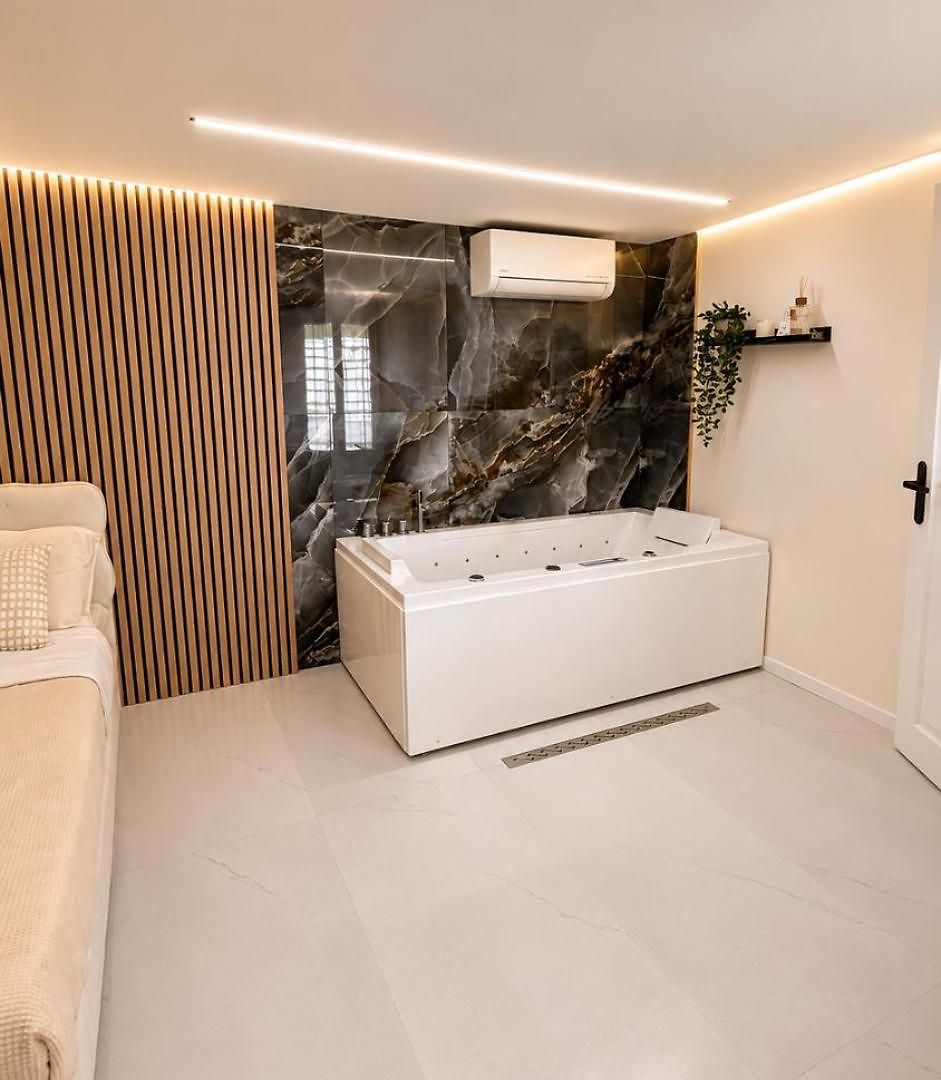 Cocon D Amour Studio Avec Jacuzzi Terrasse Et Parking Prive * Nice