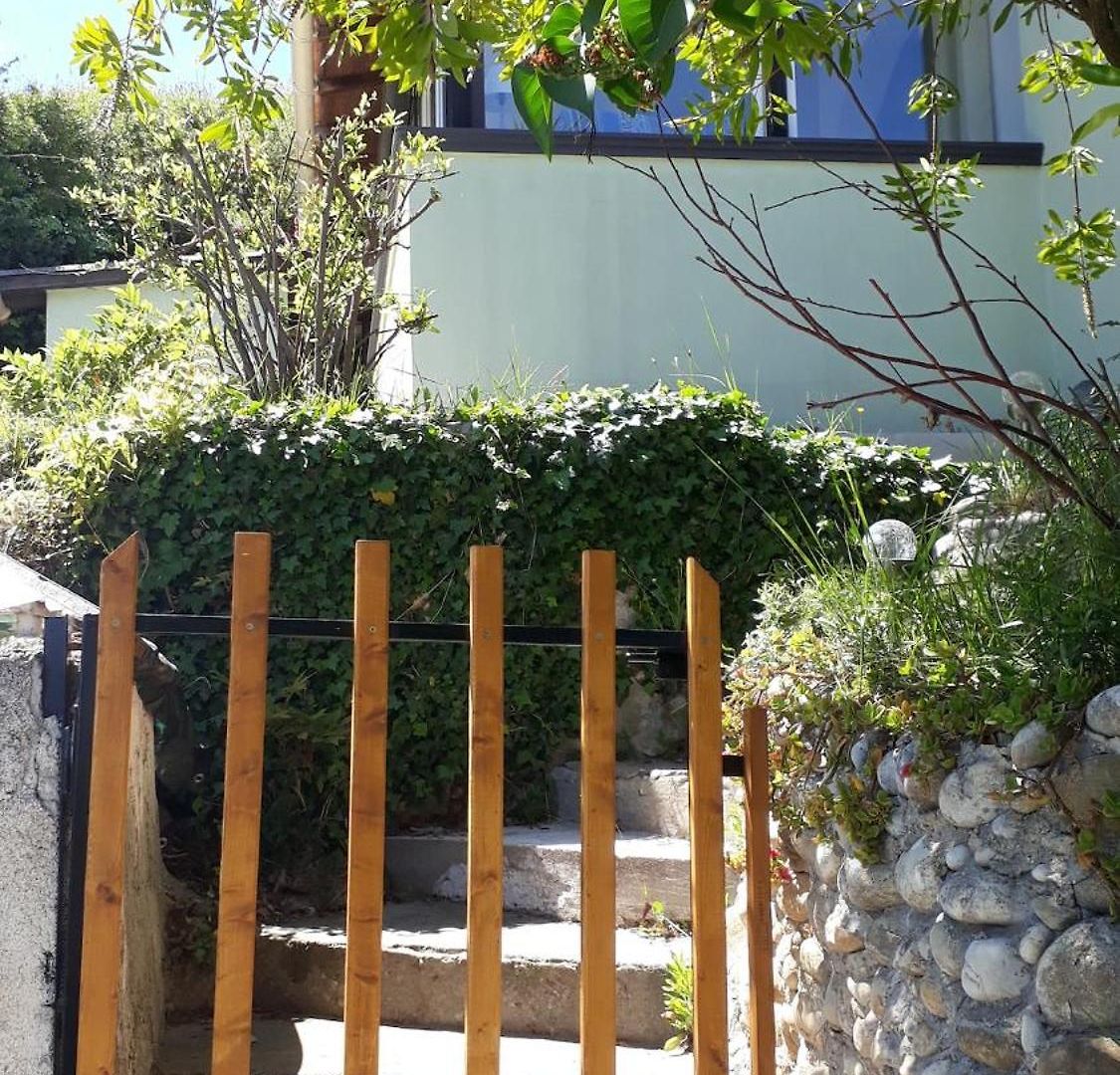 Maison Et Jardin Sur Les Hauteurs De Holiday home