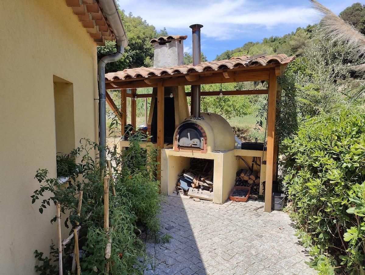 Quiet House In The Heart Of *