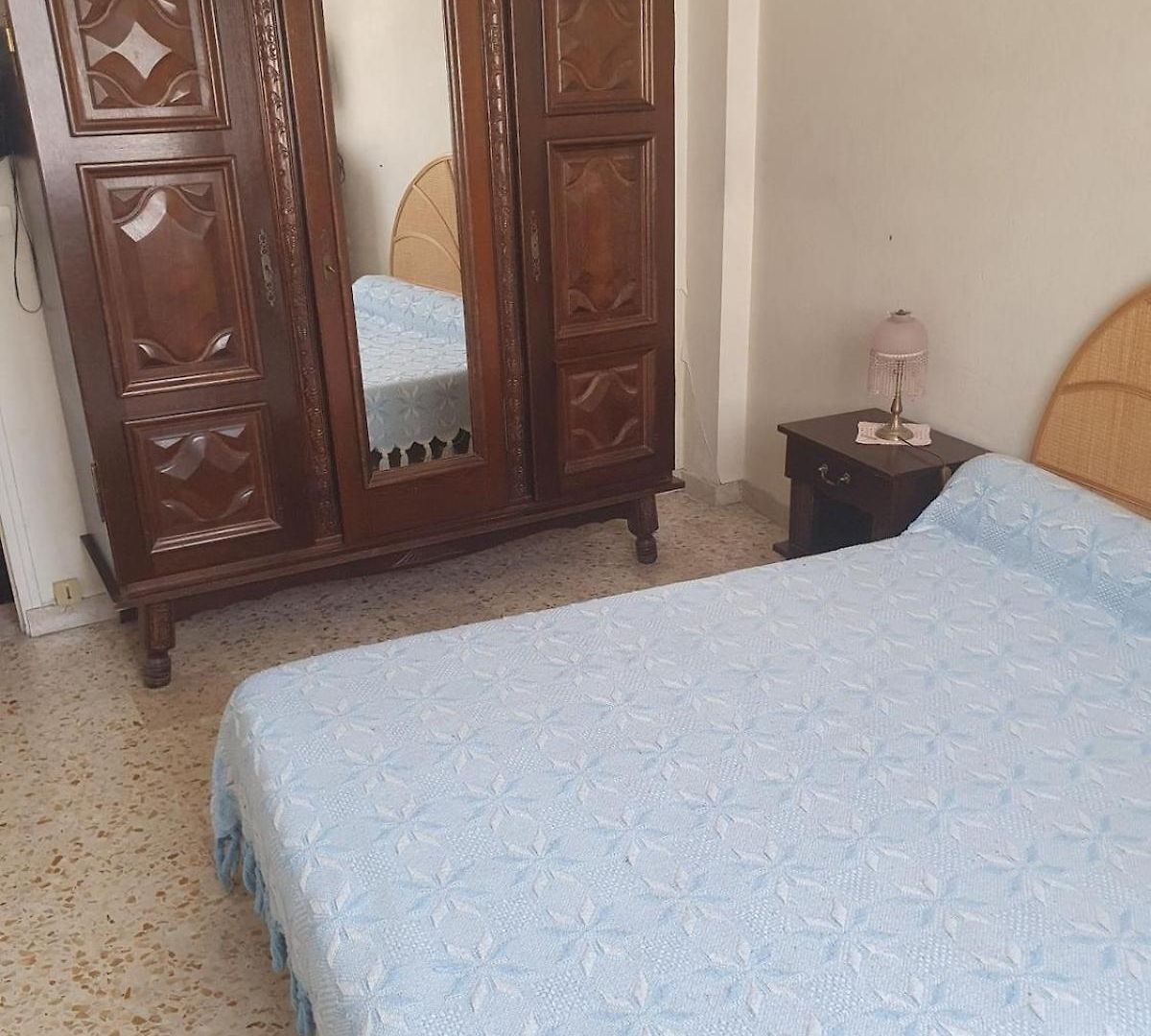 Homestay For Rent Staying With A Resident Nice
