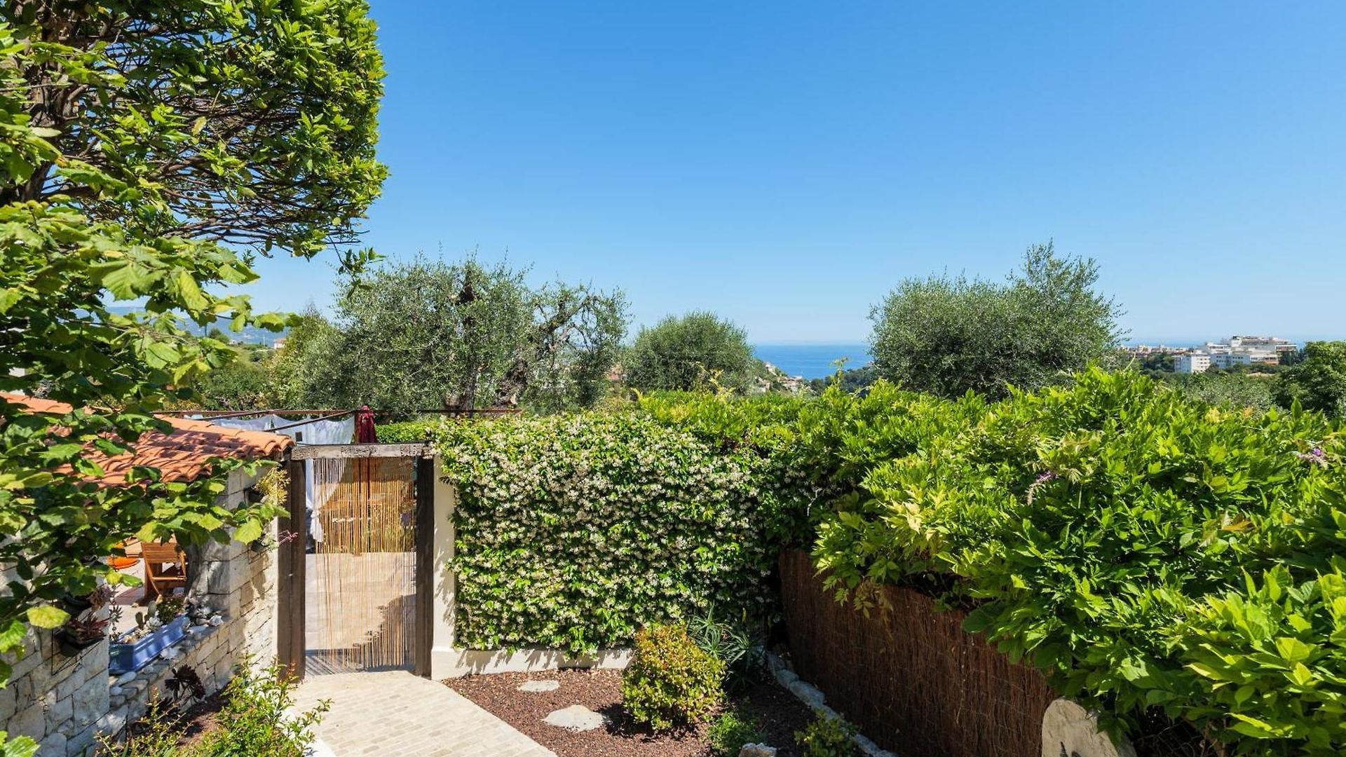 Charming Sea View With Jacuzzi And Private Garden *