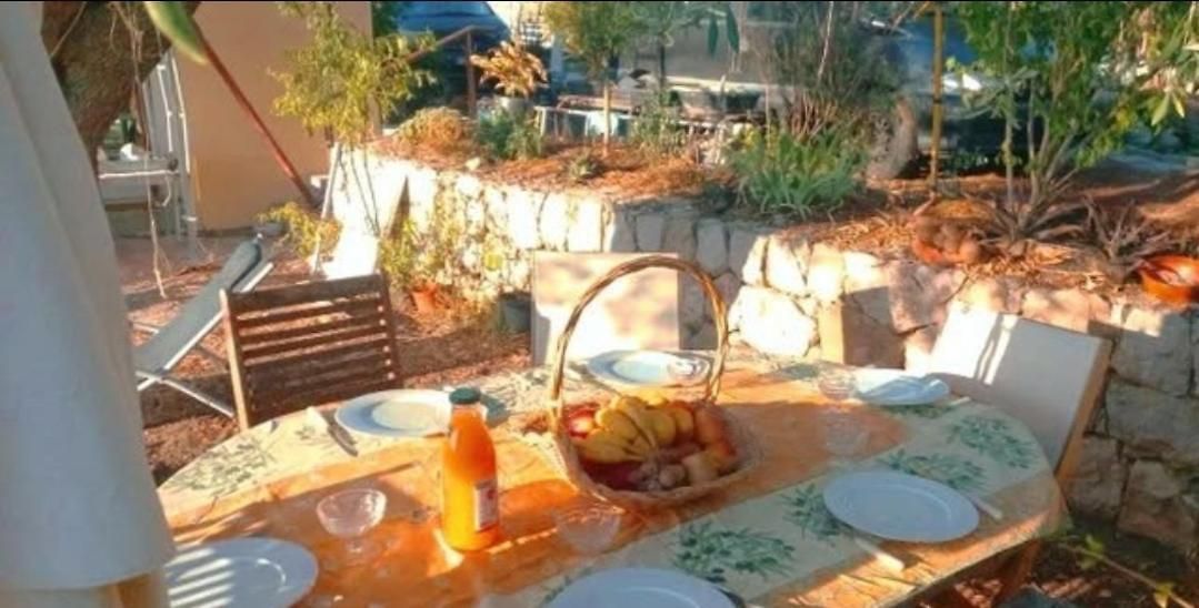 Villa Au Calme Sur Les Collines De *