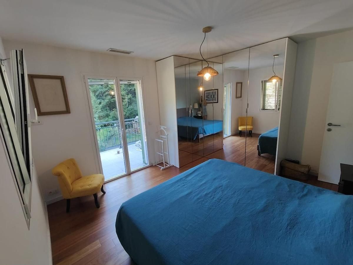 Quiet House In The Heart Of * Nice