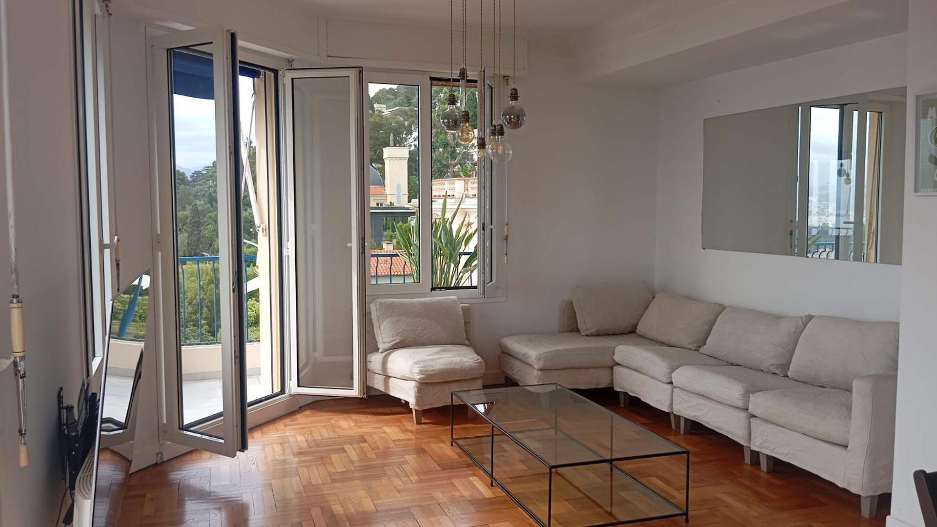 Fantastic View ! Private Bedroom In A Family Apartment, Private Bathroom, Shared Kitchen And Living Spaces Guest house 3*