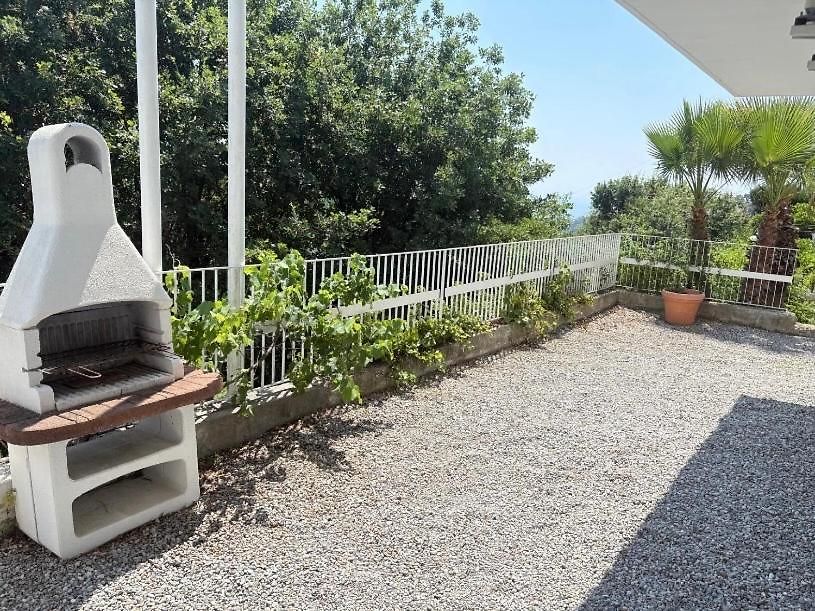 Meuble Grande Terrasse Piscine Parking Gratuit