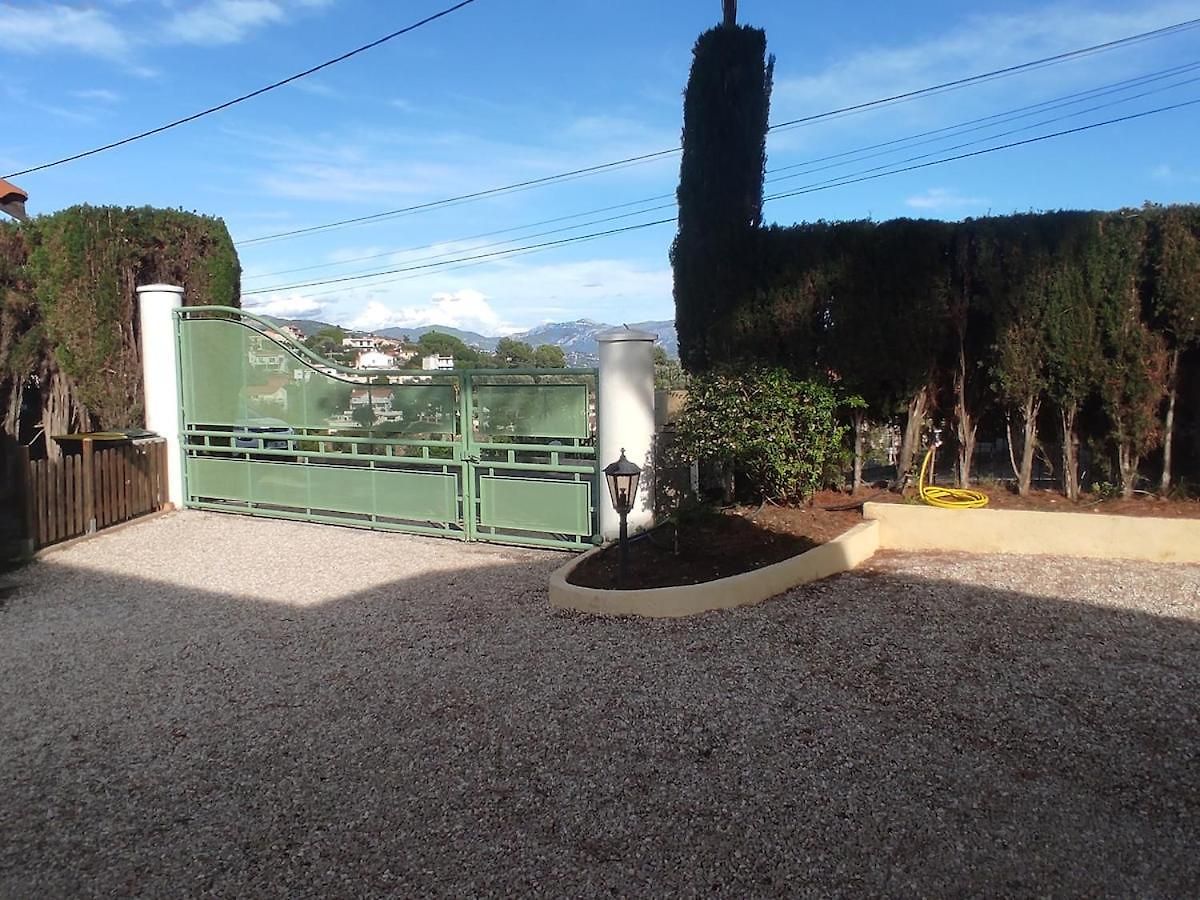 Villa With Gorgeous View *