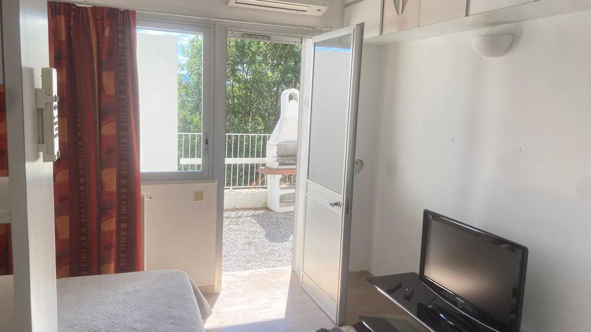 Meuble Grande Terrasse Piscine Parking Gratuit *