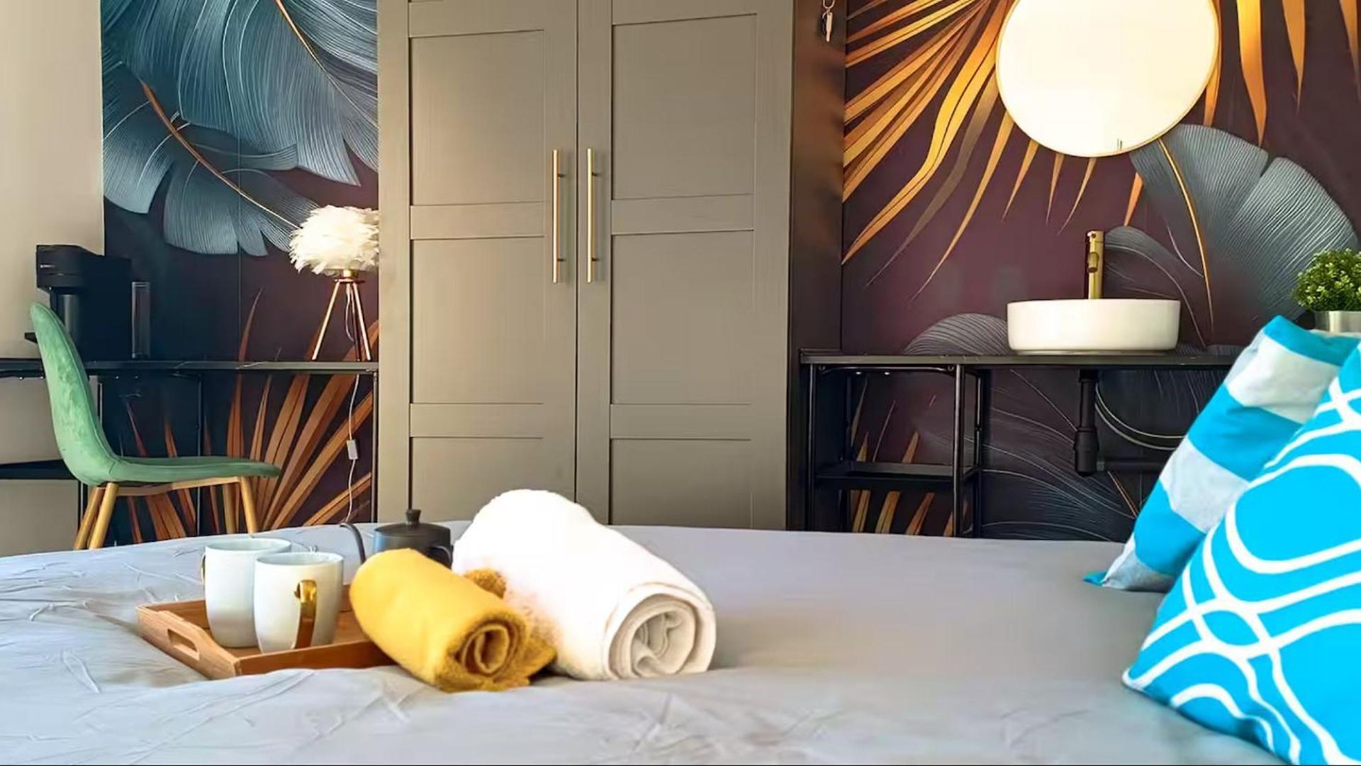 Homestay Private Sea View On Floor 16 In Shared - Ac - Walk To Airport