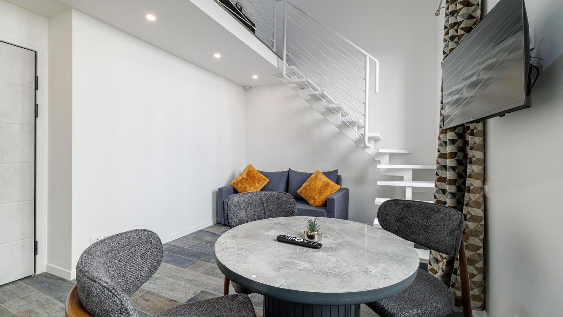 Aparthotel Maison Asteria 3*
