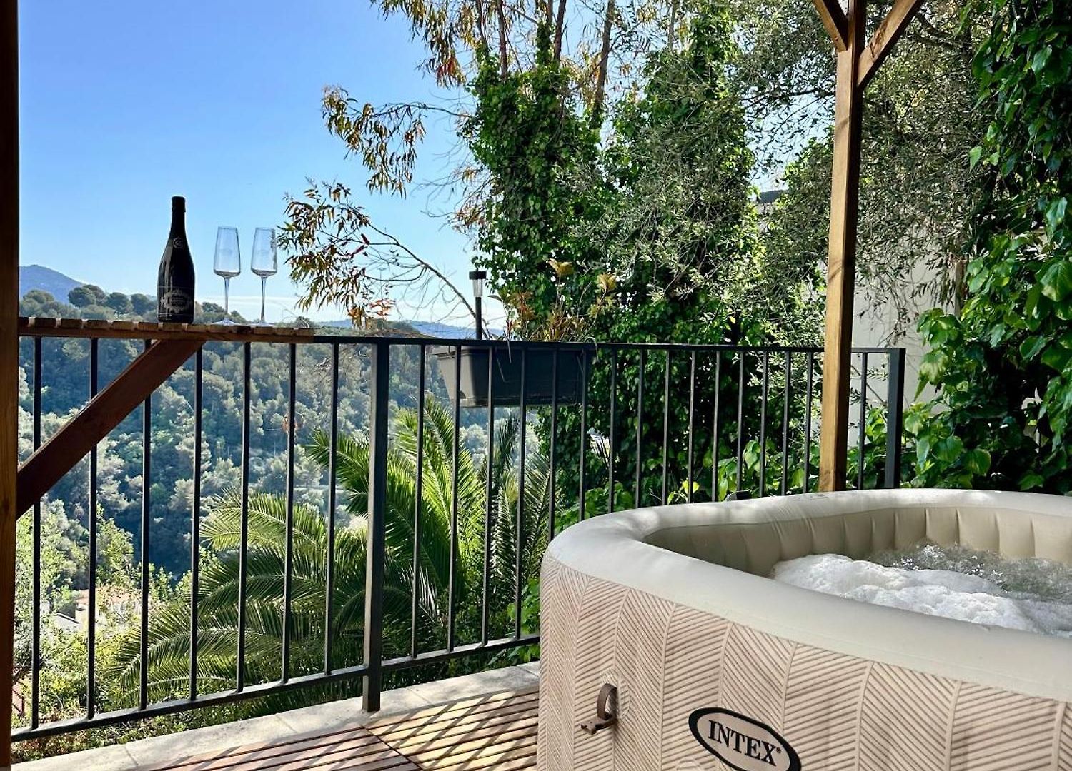 Bed & Breakfast D'hotes Romantique Avec Jacuzzi Prive, Parking, Apercu