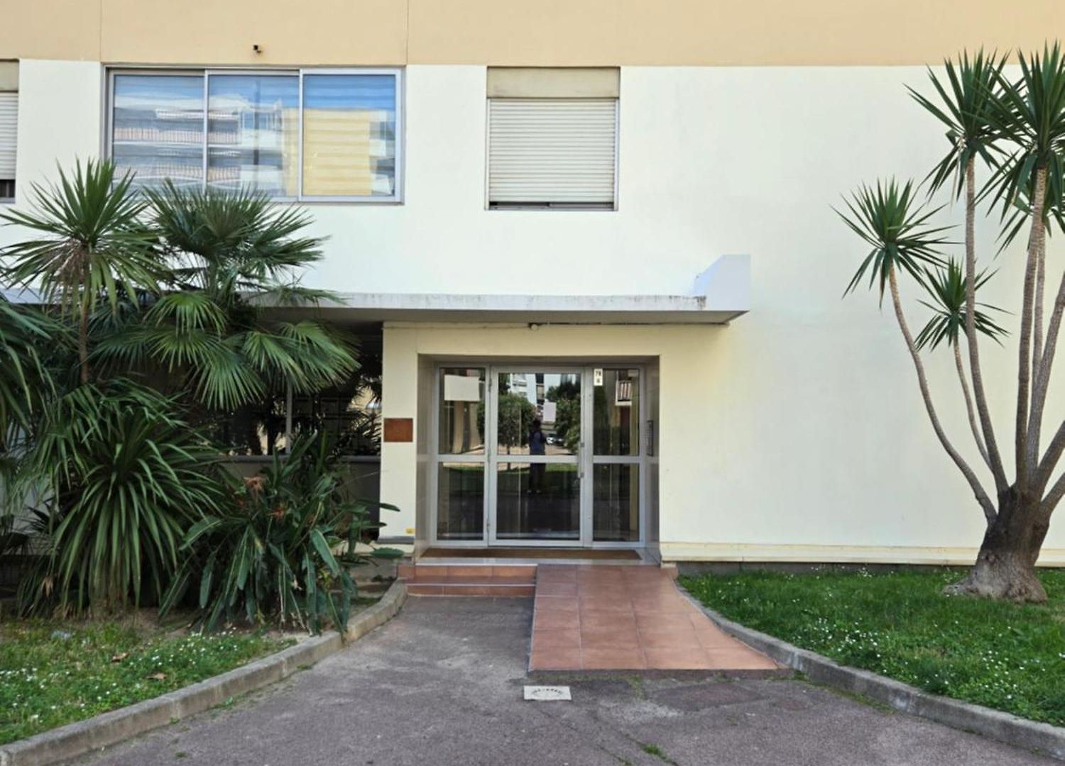 Private Sea View On Floor 16 In Shared - Ac - Walk To Airport * Nice
