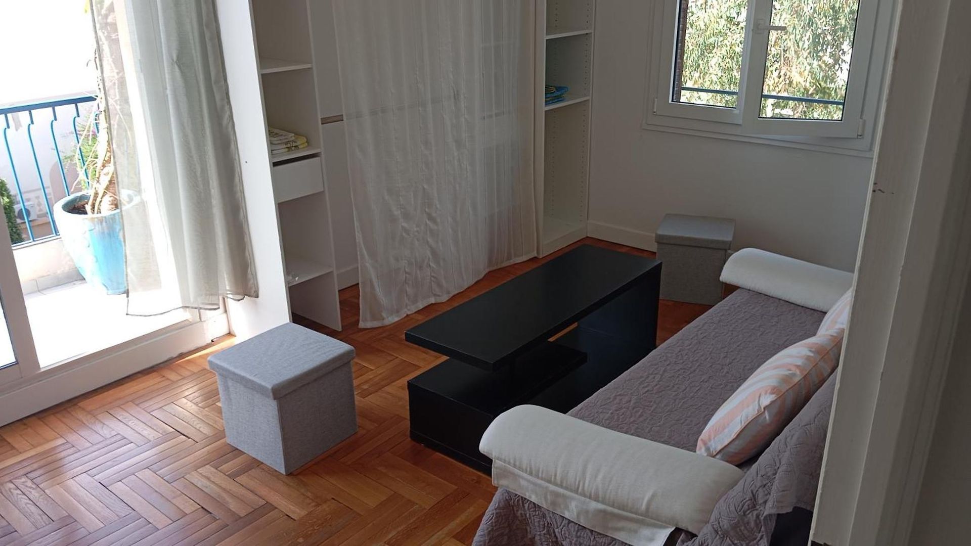 Fantastic View ! Private Bedroom In A Family Apartment, Private Bathroom, Shared Kitchen And Living Spaces Guest house