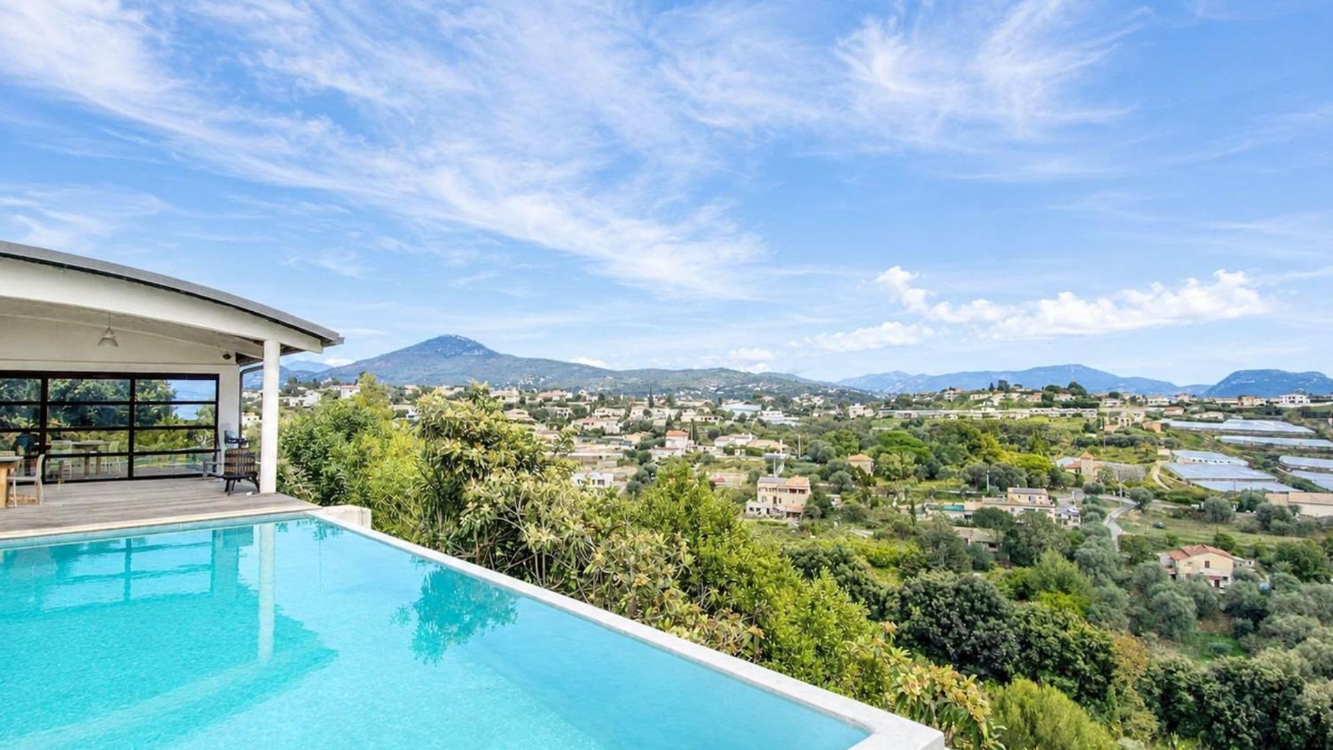 Beautiful With Sea & Mountain View And Pool Holiday home Nice